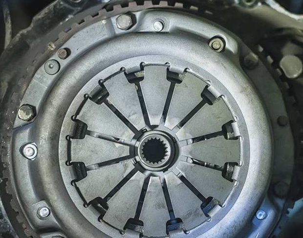 怎么選擇離合器機(jī)構(gòu) 怎么選擇離合器機(jī)構(gòu)